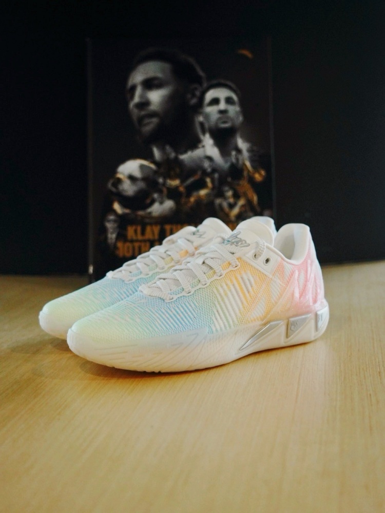 开云体育-已经第11代了！球鞋媒体曝光克莱个人第十一代签名鞋KT 11