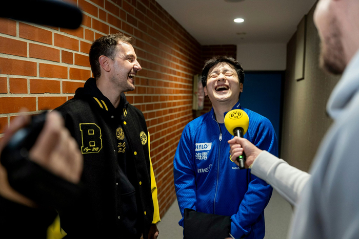 开云体育-樊振东穿蓝球衣进多特蒙德更衣室创纪录|可爱_新浪体育_新浪新闻