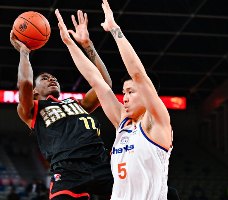 app下载-都怪张镇麟？昔日国手+全明星转会后坐穿冷板凳，场均1.6分1.4板