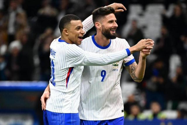 app下载-法国队的“爸爸”？吉鲁：还好我不是爷爷