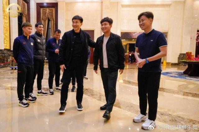1705066347724000254.jpg kaiyun 官网-河南新帅南基一正式与球队会合 期待取得优异成绩