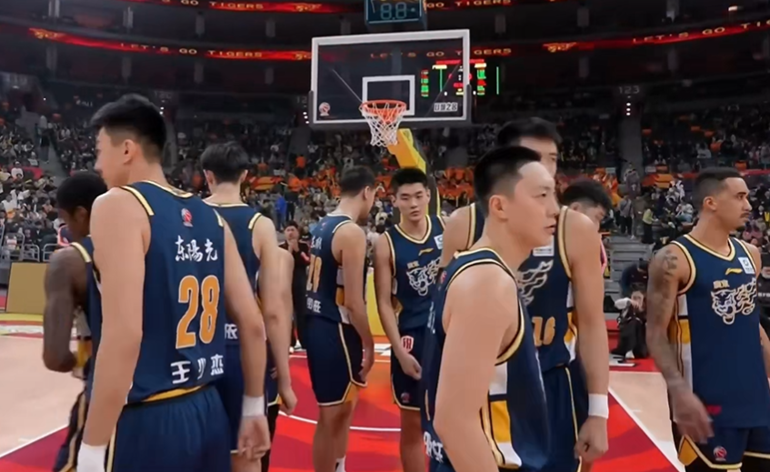 app下载-随着上海40分狂胜广东，山东8连胜，CBA最新积分榜出炉：广厦领跑