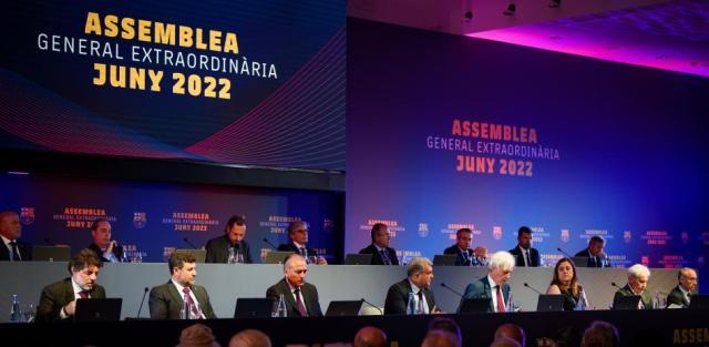 app下载-莱万能来了？别急，巴萨卖身刚获批准而已