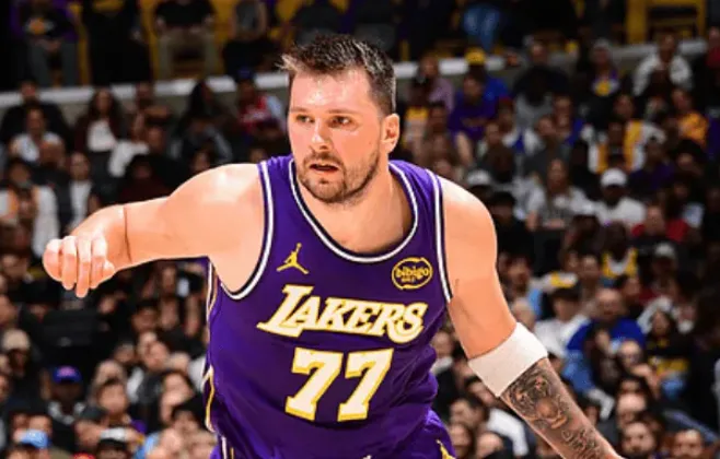 kaiyun 官网-雷迪克:东契奇感到左腿筋有些酸痛,目前还无法判断伤情