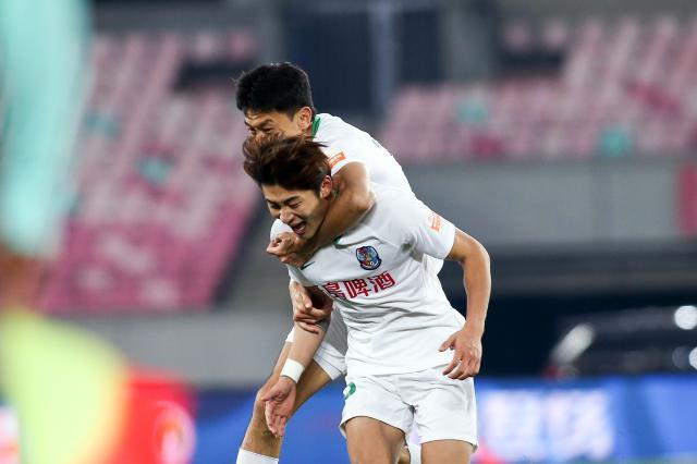 1640915168561094259.jpg 开云体育-中超保级组前瞻:津青生死战 连渝负重压碰强敌