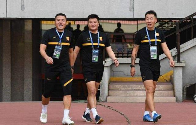 app下载-【中超保级组第15轮前瞻】大羽首秀 申花锻炼新人