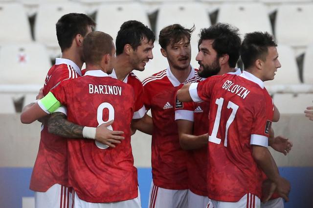 开云体育-不拘一格用人才 卡尔平五场烂仗打完俄罗斯队登顶