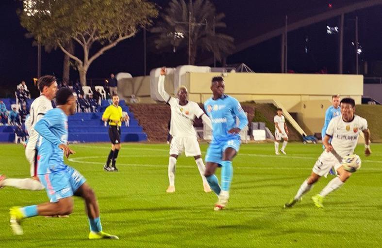 app下载-5-7 1-4！上海双雄被虐！申花不敌迪纳摩 拉唐破门 海港被打花了