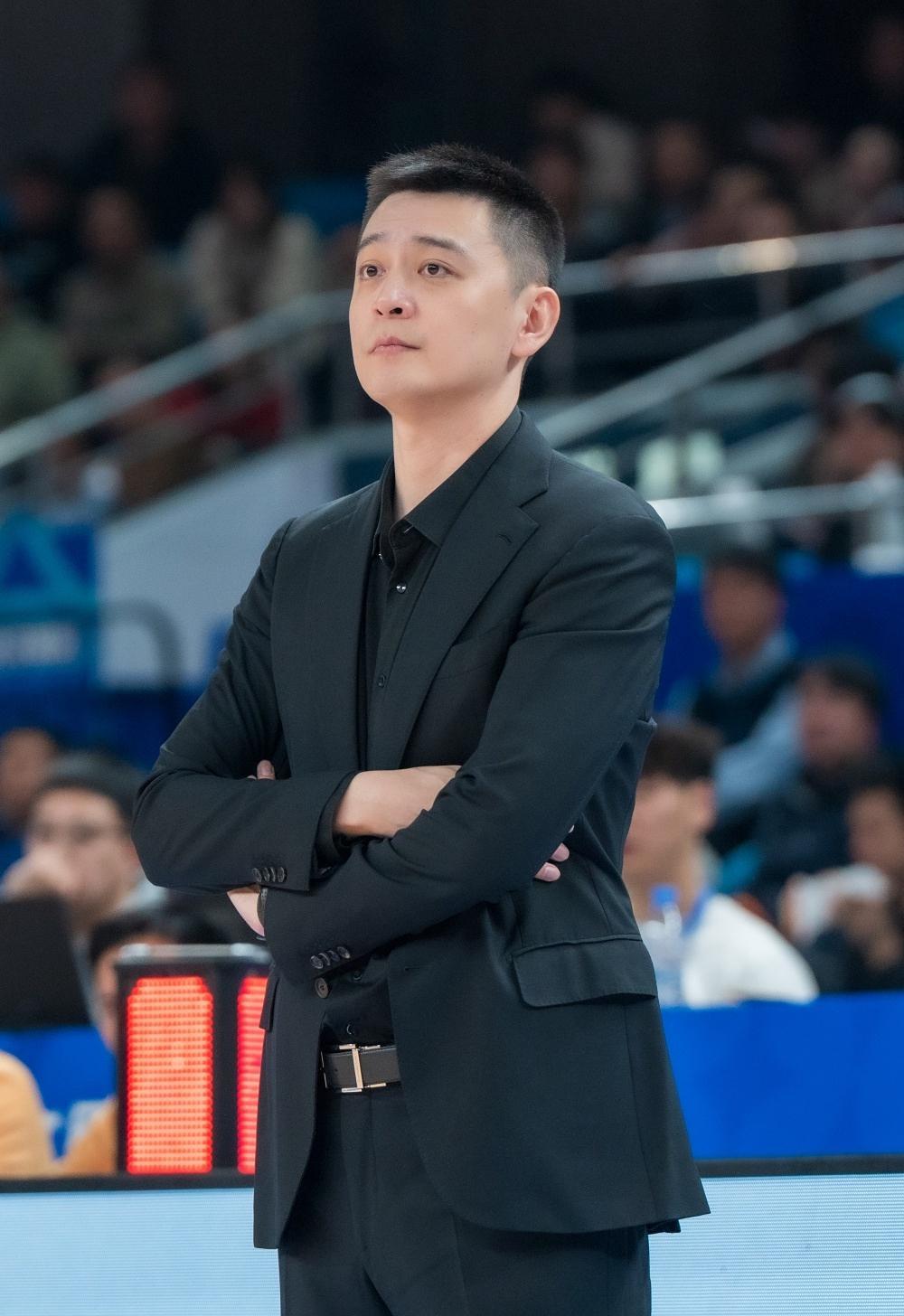 kaiyun 官网-刚宣布离队，杨鸣闪电上岗！首秀日公布