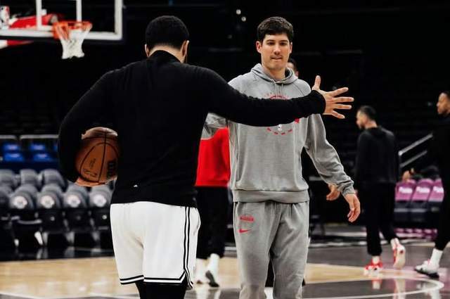 网页版登录入口-连续10场得分上双，谢泼德10助攻+6抢断 弥补短板 火箭1号位升级