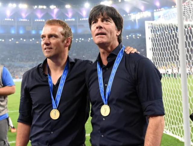 kaiyun 官网-一场独角戏与两场宫斗，德国队用最传统的方法换帅