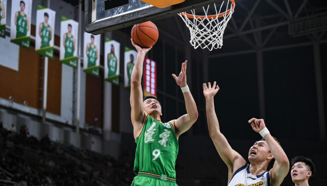 体育视频直播-辽宁男篮VS四川！新帅上演首秀，赵继伟确定出战，央视直播