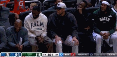 开云体育-字母弟谈个人首秀：梦想成真 看到我的兄长们在场边 太不可思议了